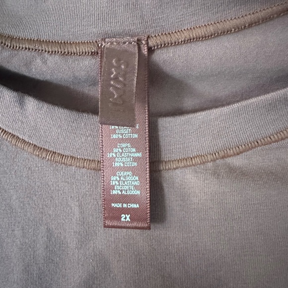 Skims EUC bodysuit - Picture 2 of 3